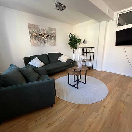 Traumhafte Business & Relax Wohnung Direkt Im Stadtkern Oettingens By Elation Homes Oettingen in Bayern ภายนอก รูปภาพ